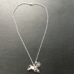 silver necklace ice skates gift idea ice skating