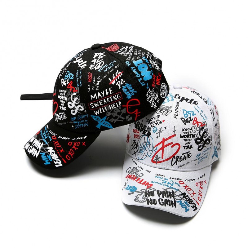 casquette graffiti noir blanc ou rose